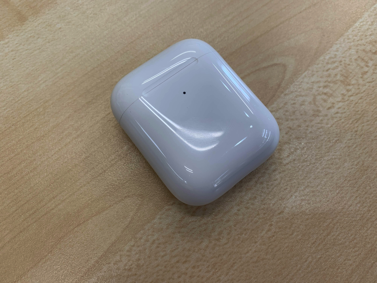 AirPods 2のワイヤレス充電対応のケース | penchi.jp